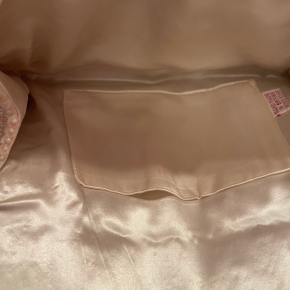 Light Ivory Beaded Clutch - Picture 9 of 9